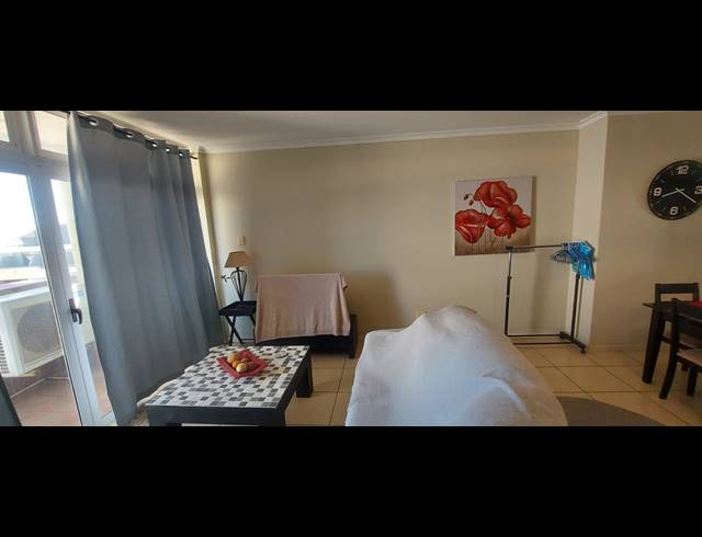 2 BEDROOM APARTMENT FOR SALE IN UMHLANGA RIDGE
